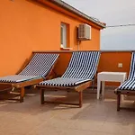 Jelena Villa Kastel Novi