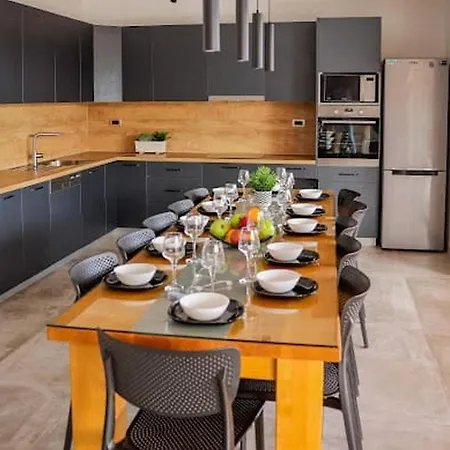 וילה Jelena Kaštel Novi