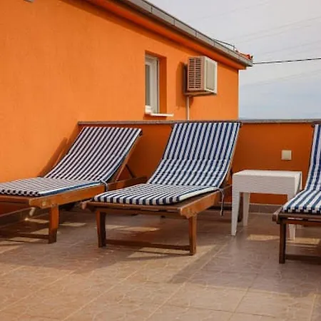 Jelena וילה Kaštel Novi